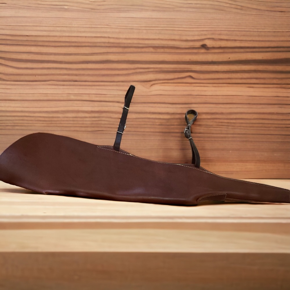 Leather scabbard, custom made, brown in color, protection and luxury, NWT